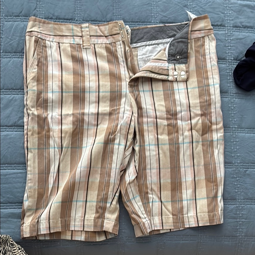 Tommy Hilfiger Women’s Plaid Tan Shorts